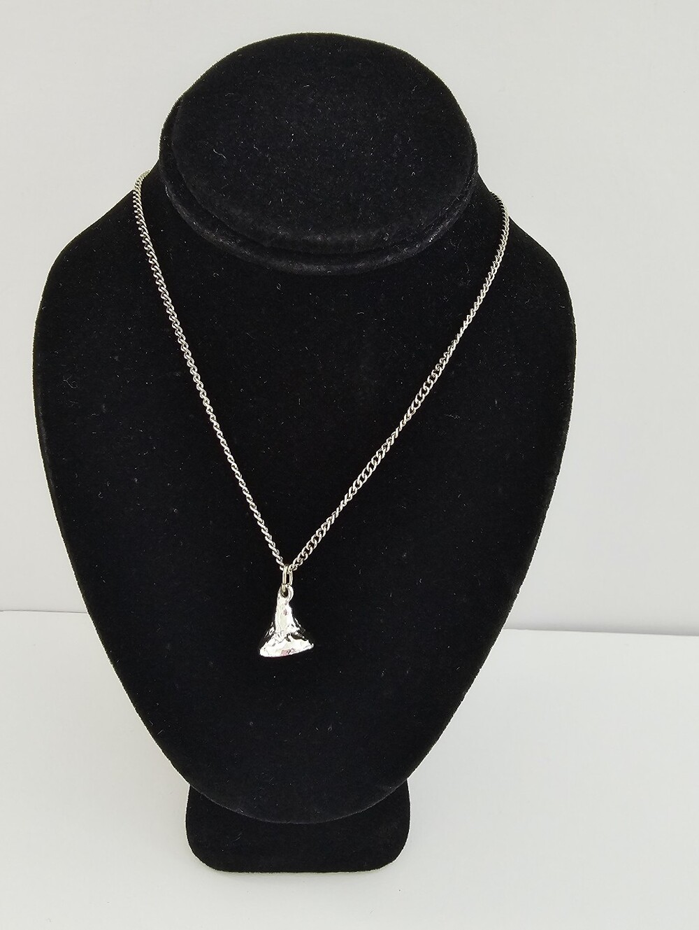Vintage Silver Tone Hershey Kiss Pendant Necklace 16 Inch Curb Chain​